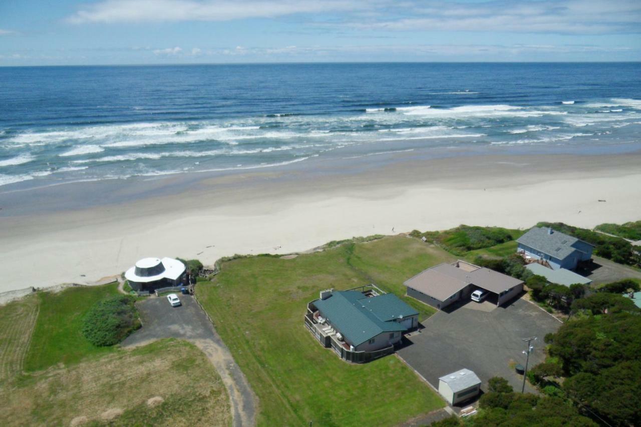 Sparkling Sands Oceanfront San Marine Exterior photo